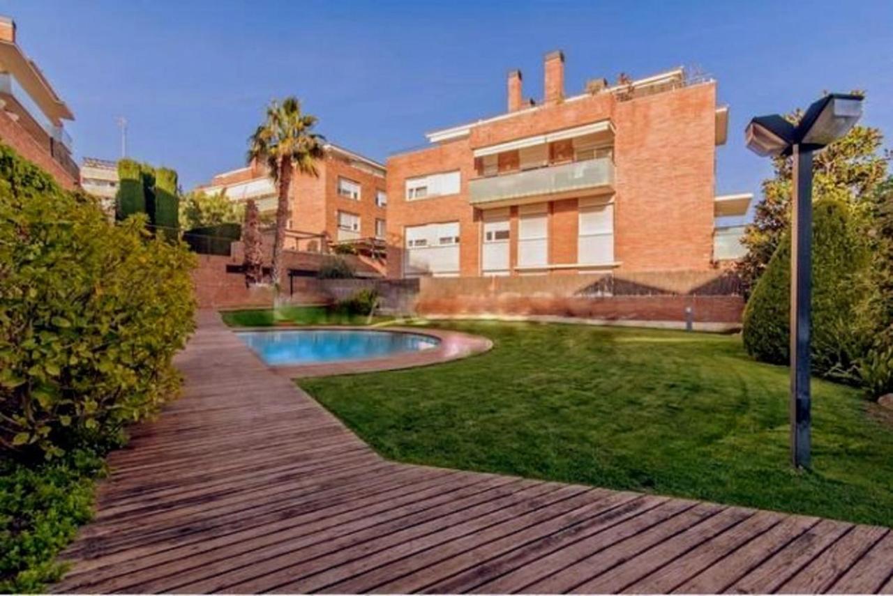 Bonito Duplex Con Piscina En Barcelona&Playa Apartment Tiana Exterior foto