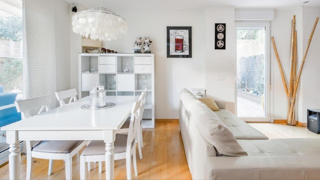 Bonito Duplex Con Piscina En Barcelona&Playa Apartment Tiana Exterior foto